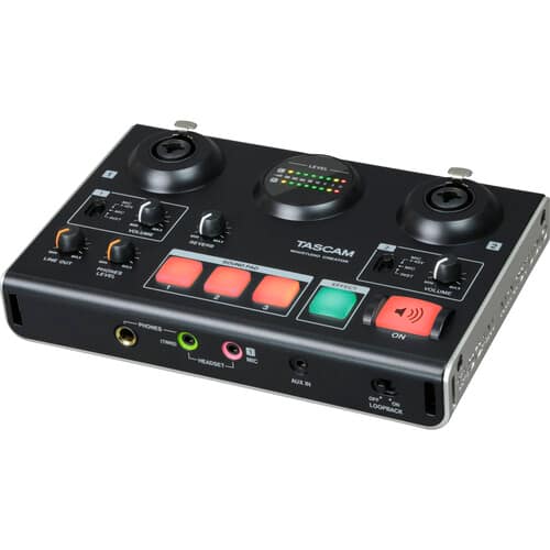 TASCAM MiNiSTUDIO Creator US-42B Podcast Studio3333 - Brisen™ Engenharia